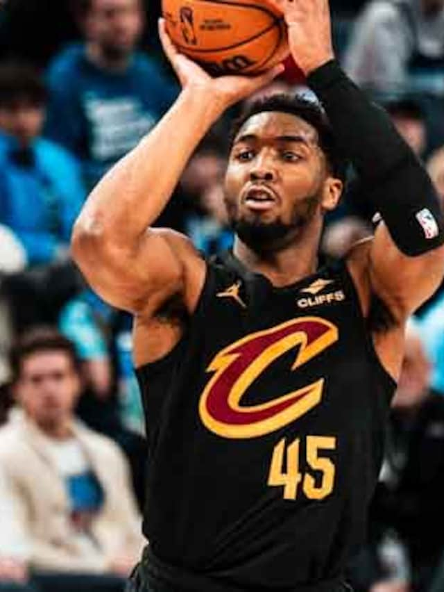 Cavs Dominate Suns as Mitchell Shines in Victory