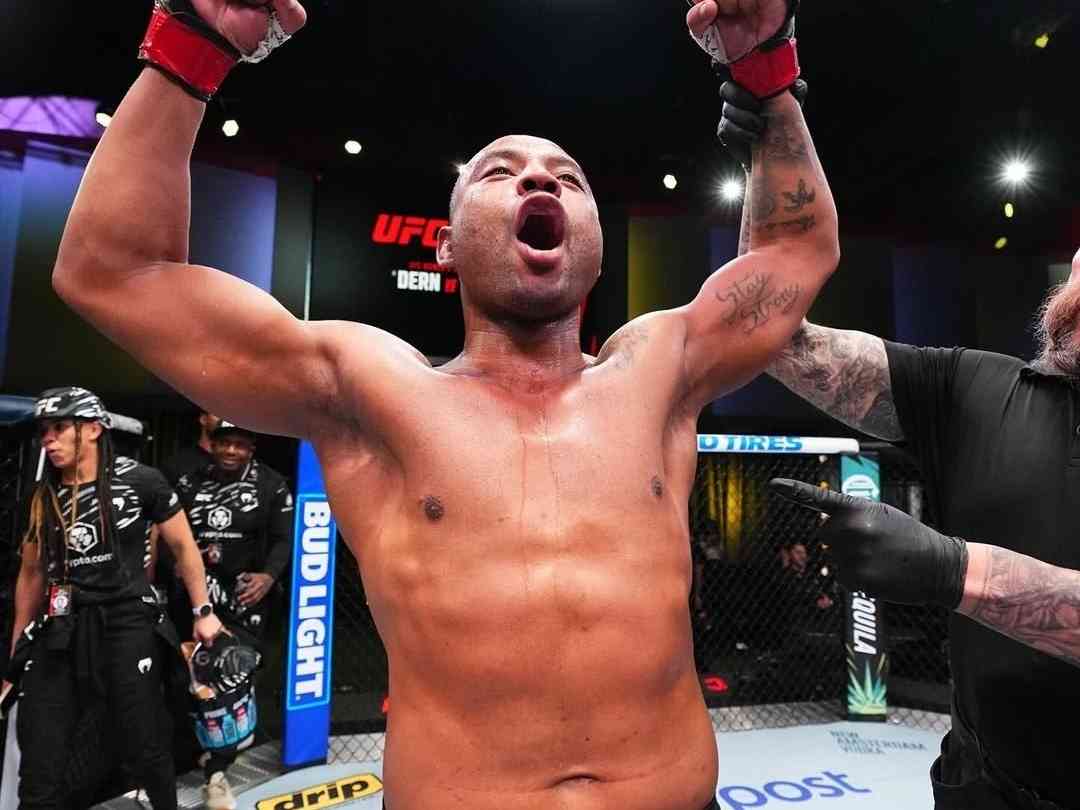 César Almeida brilha com nocaute no UFC 2025