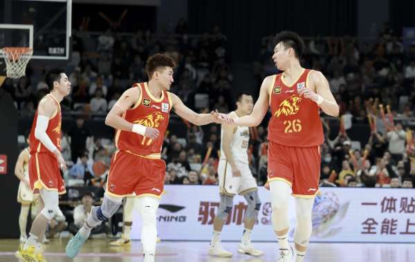 浙江广厦男篮领跑CBA,上海队实现16连胜