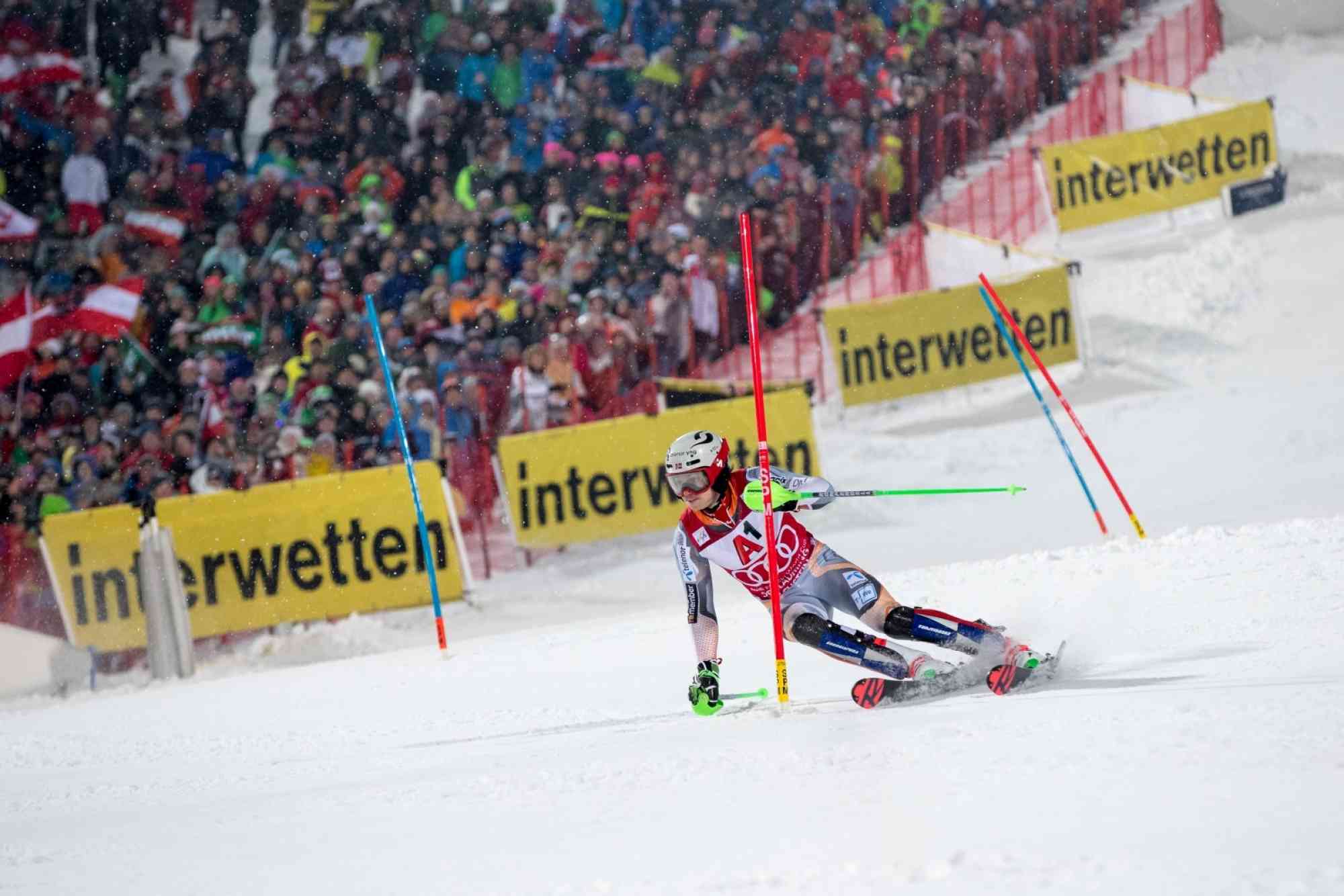 Canadian Skiers Gear Up for Schladming Night Slalom