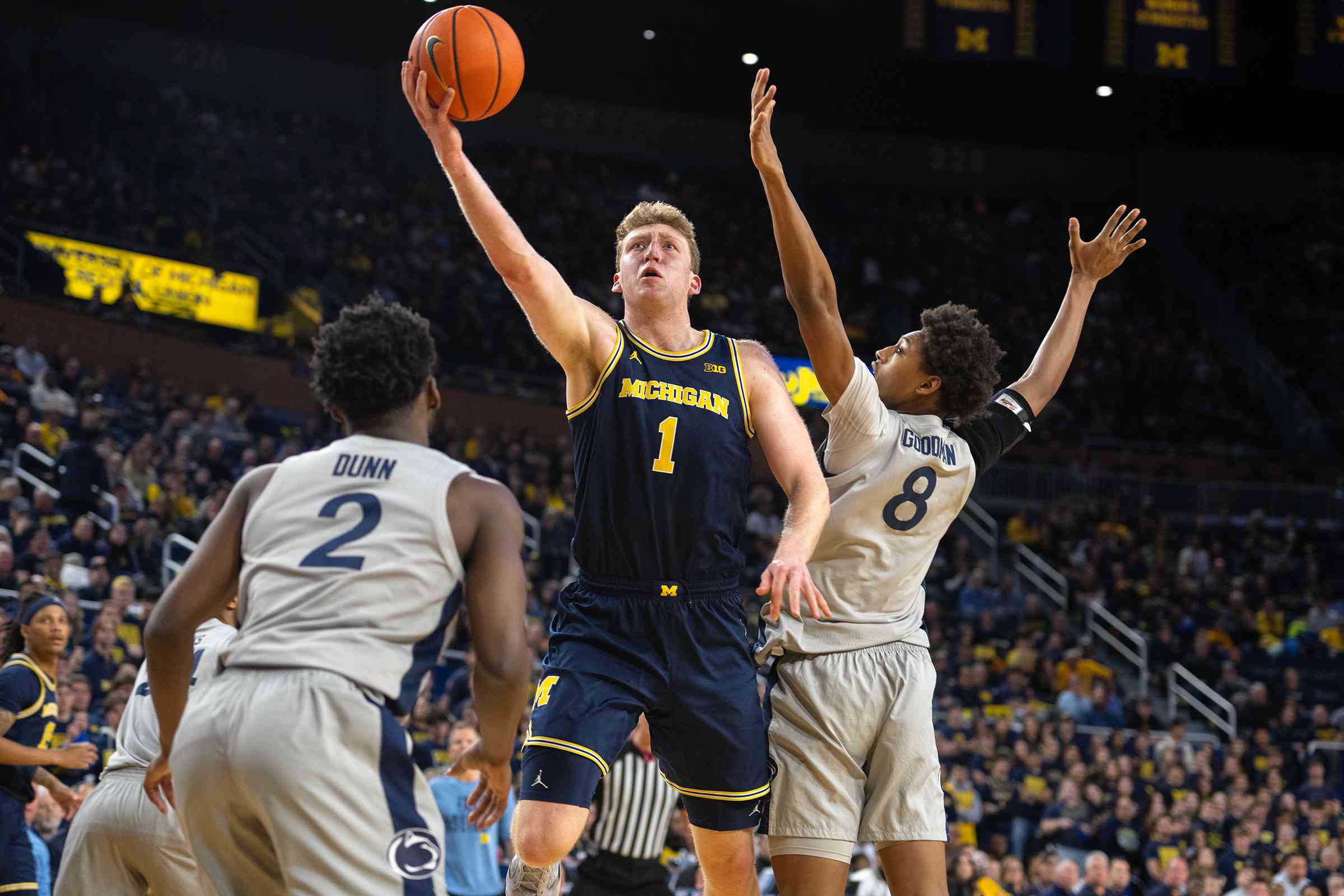 Michigan`s Danny Wolf Shines in Big Ten Showdown