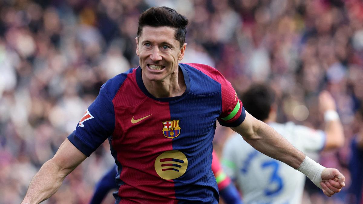 Barcelona`s Lewandowski Secures Key Win in La Liga