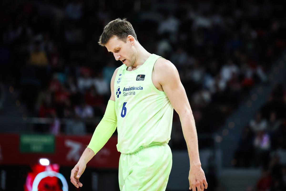 FC Barcelona pierde a Vesely y enfrenta a Olympiacos