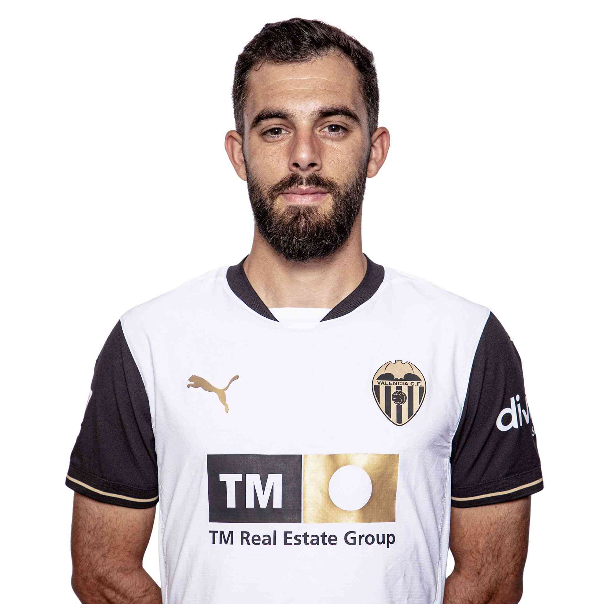 Valencia`s Luis Rioja Shines in La Liga Action