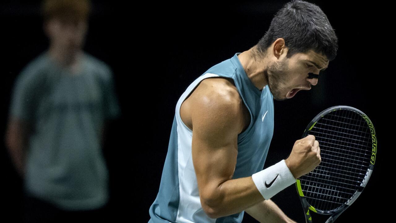 Alcaraz Battles to Rotterdam Open Final Against De Minaur