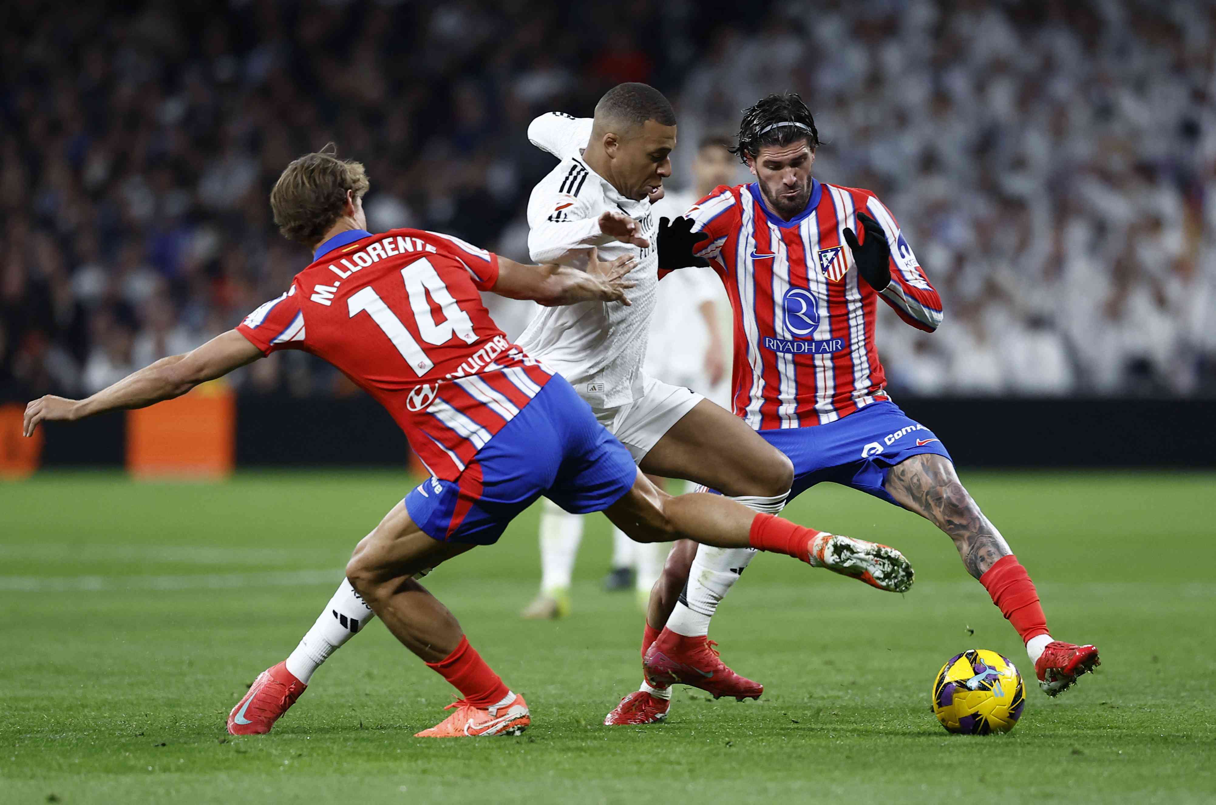 Atletico Madrid Holds Real Madrid to a 1-1 Derby Draw