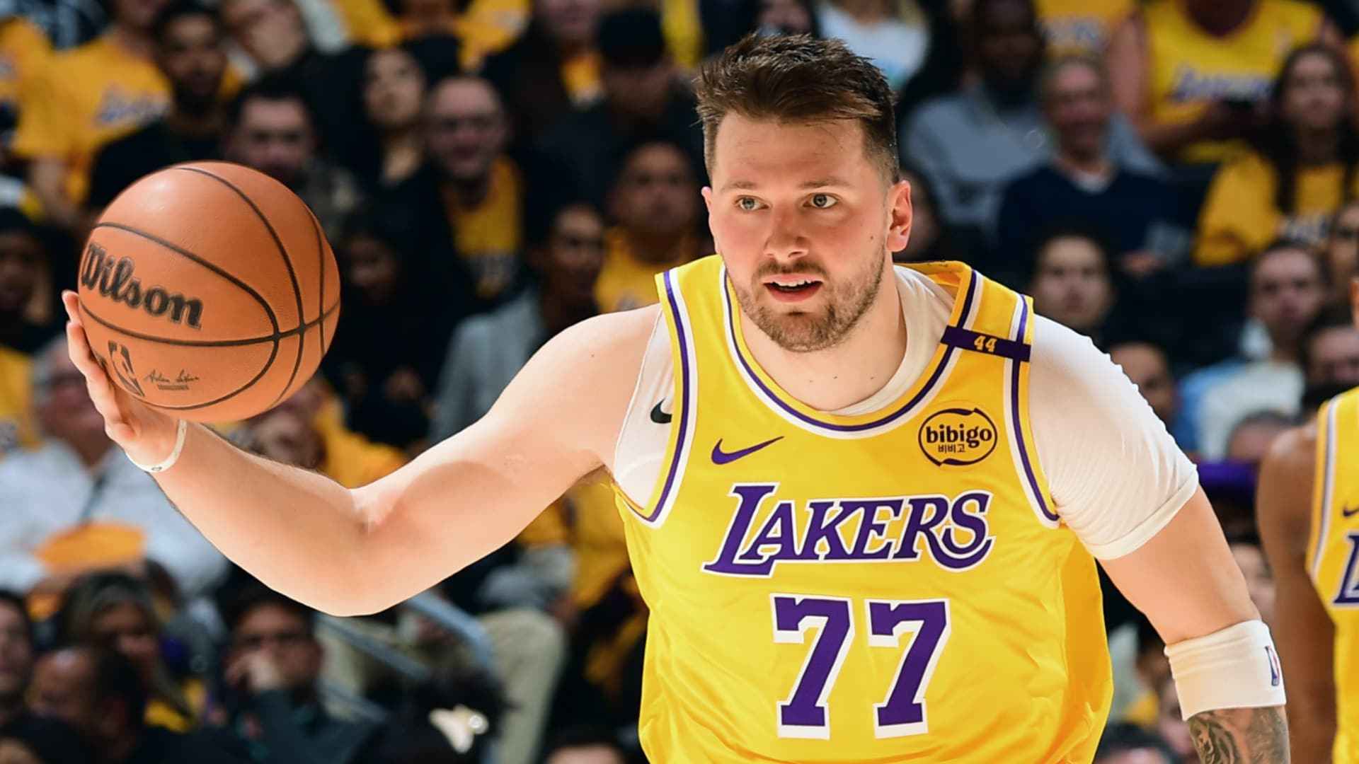 Lakers Shine with Dončić`s Return Against Celtics