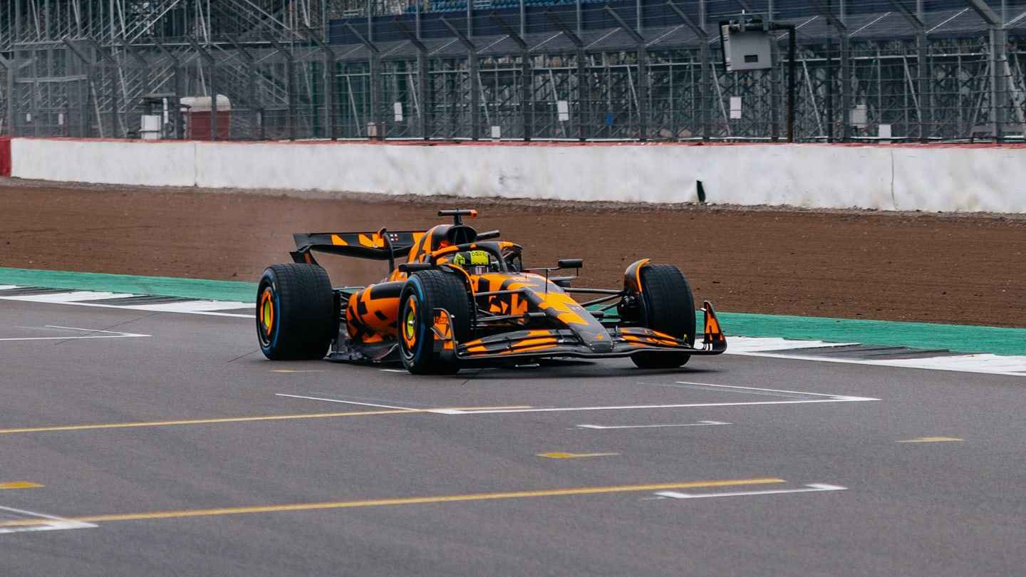 McLaren dévoile la MCL39 pour la saison 2025