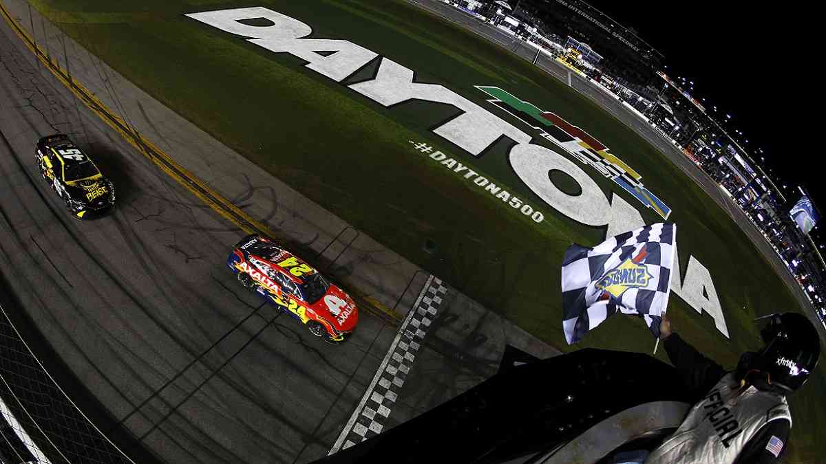 Byron Triumphs Again at Daytona 500