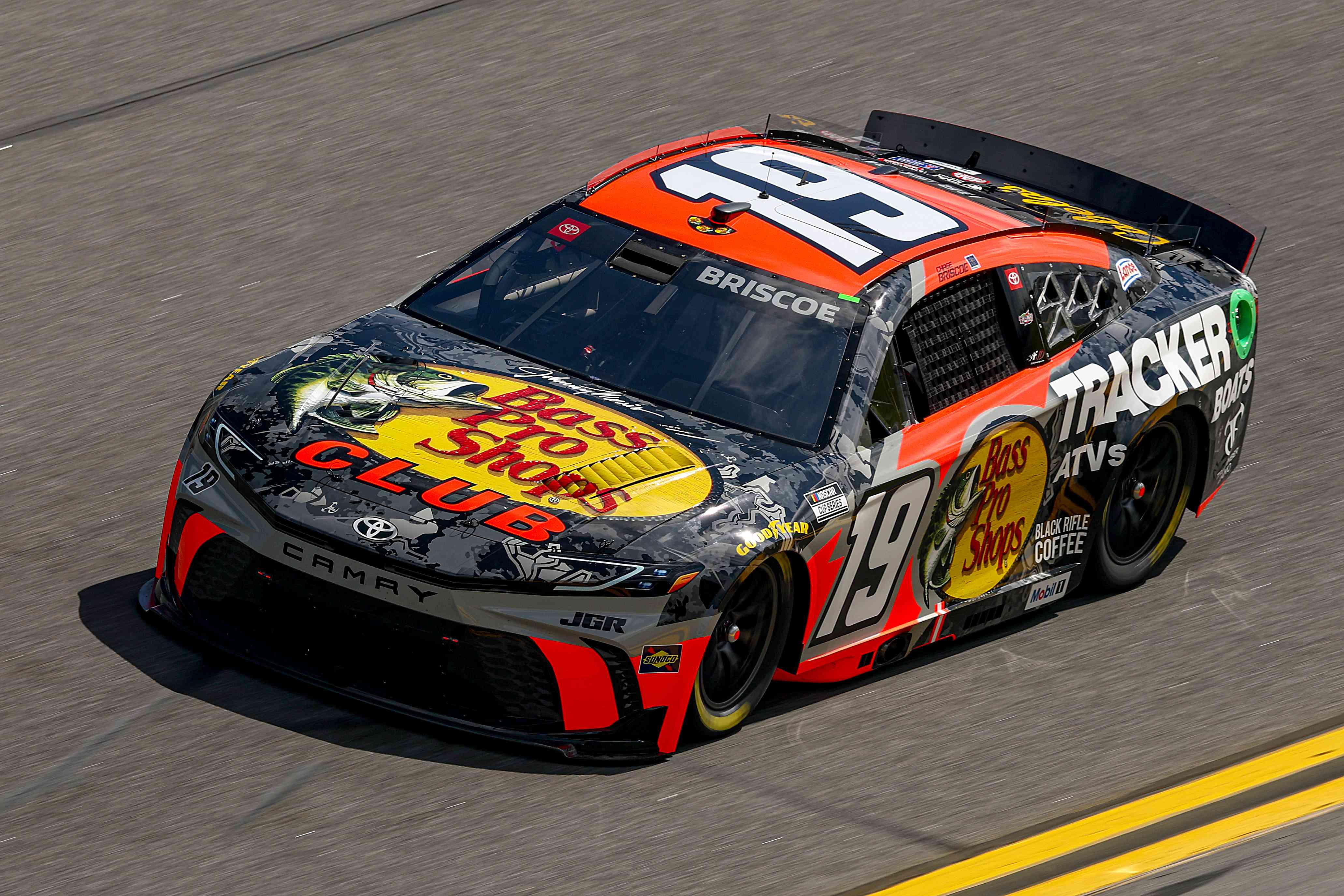 Buescher Dominates 2025 Daytona 500 for Joe Gibbs Racing