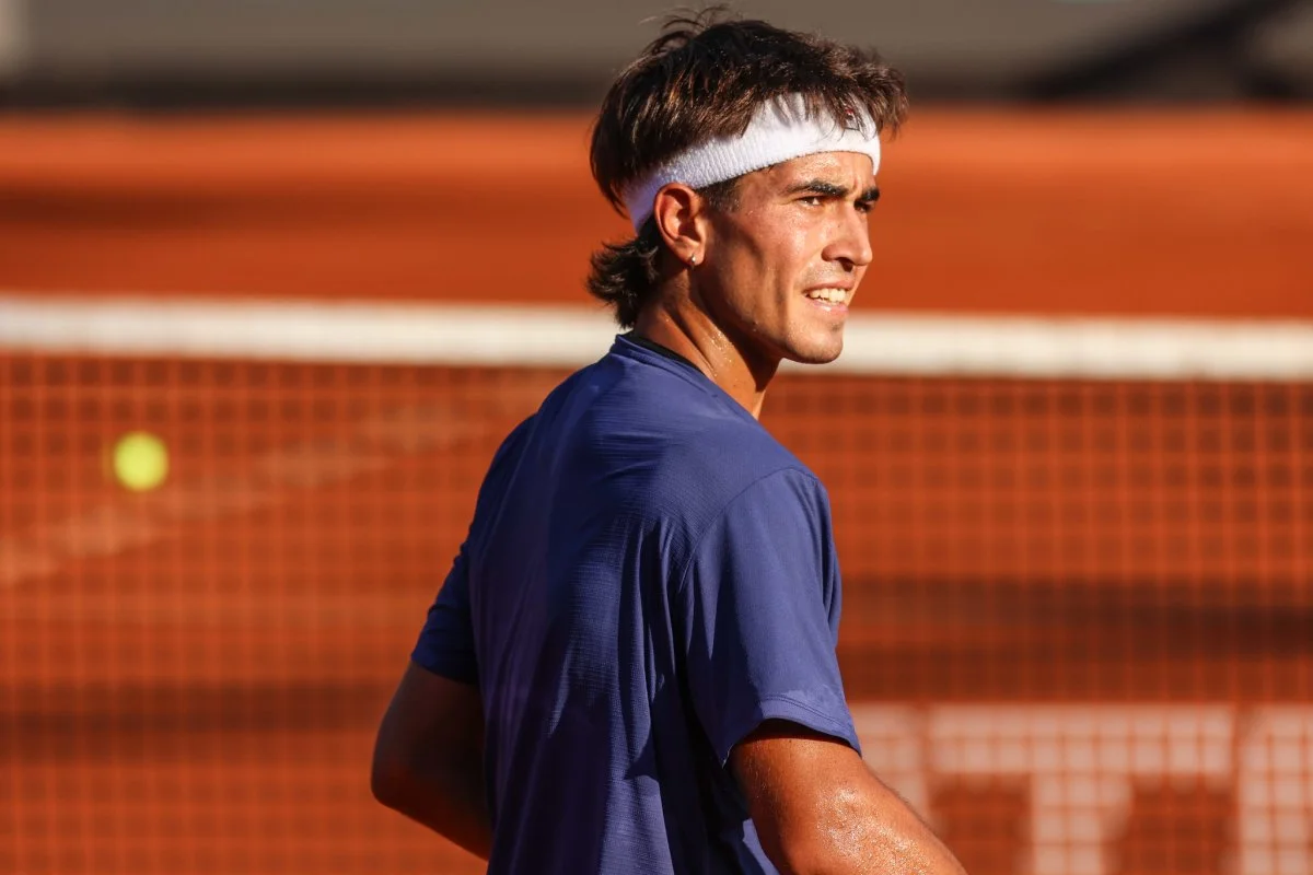 Comesaña sorprende a Zverev en el Río Open 2025