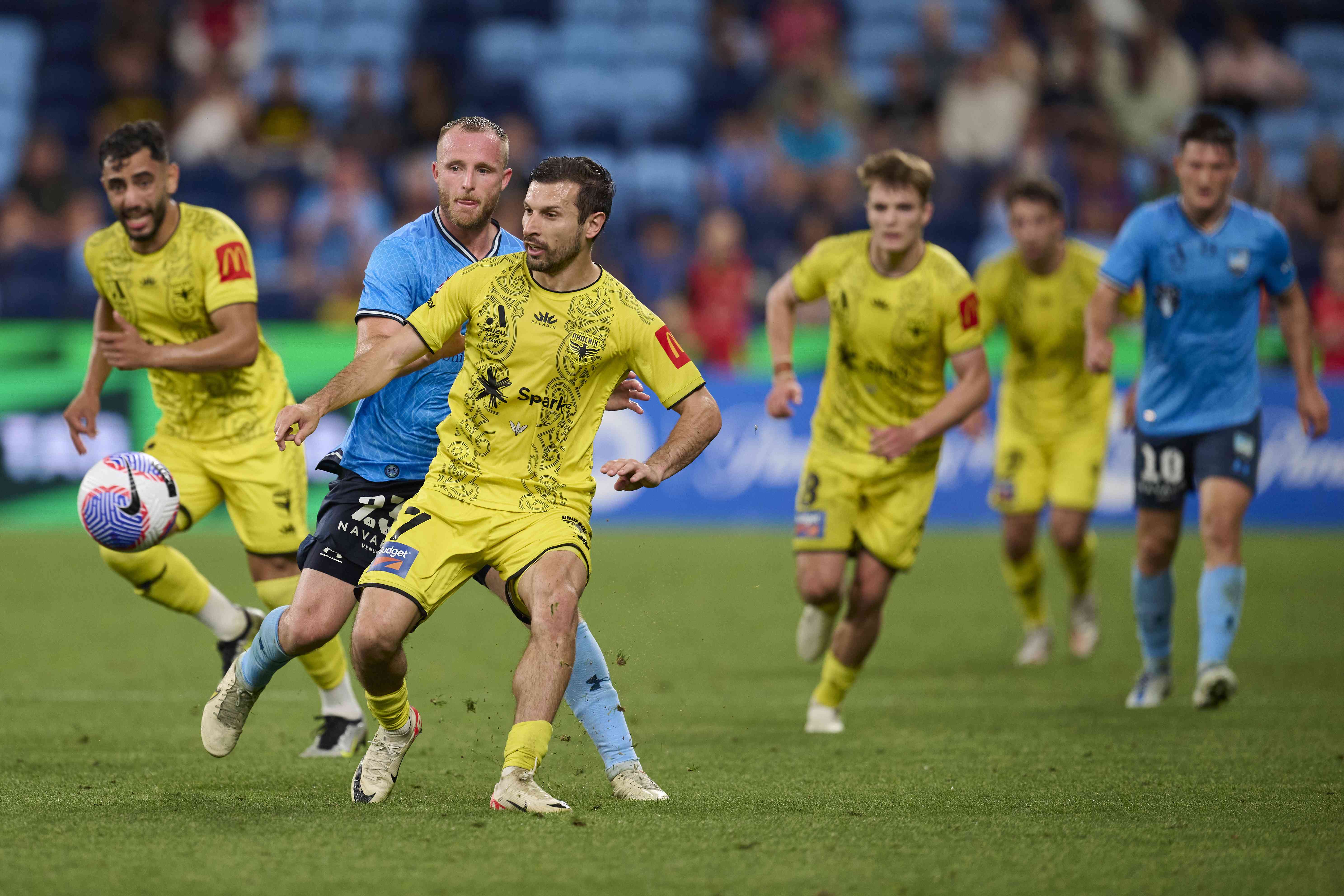 Sydney FC Dominates Wellington Phoenix in 3-0 Victory