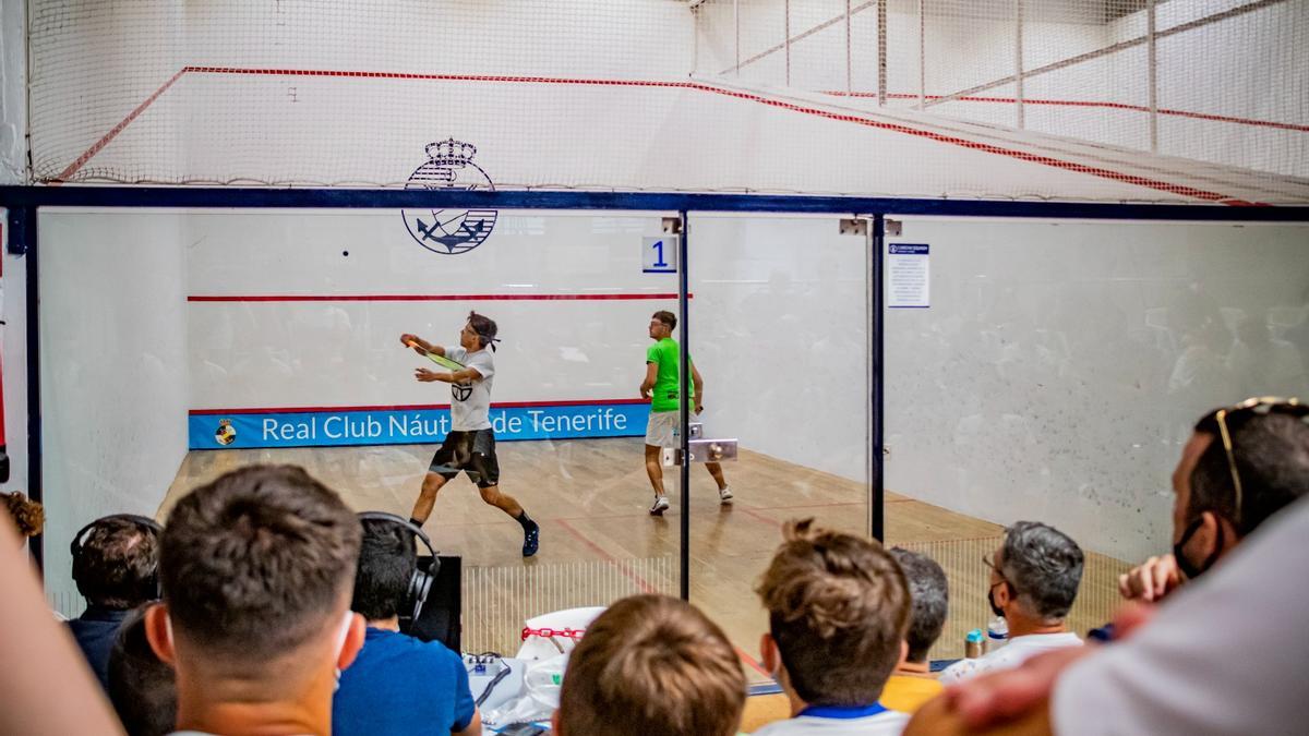 Éxito del RCNT en la I Copa Cabildo Junior de Squash