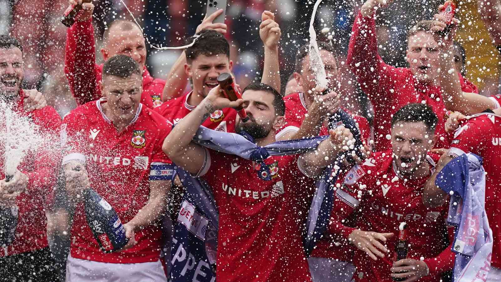 Mullin`s Brilliance Lifts Wrexham into Playoff Spots