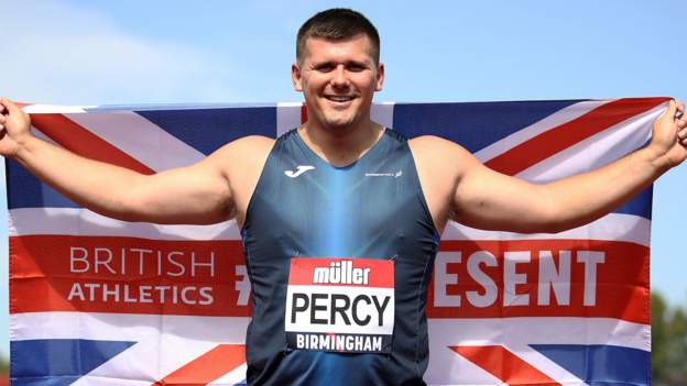 Nick Percy Shines at Winter Long Throws Championships