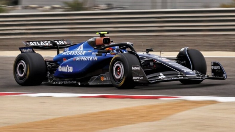 Sainz brilla en Bahréin con Williams en pretemporada