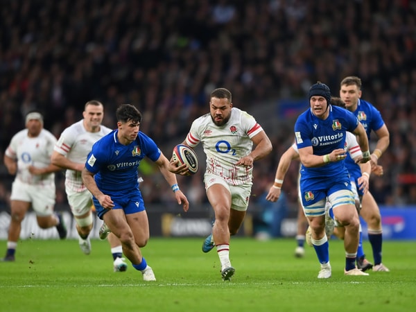 England Eyes Victory Against Italy at Twickenham