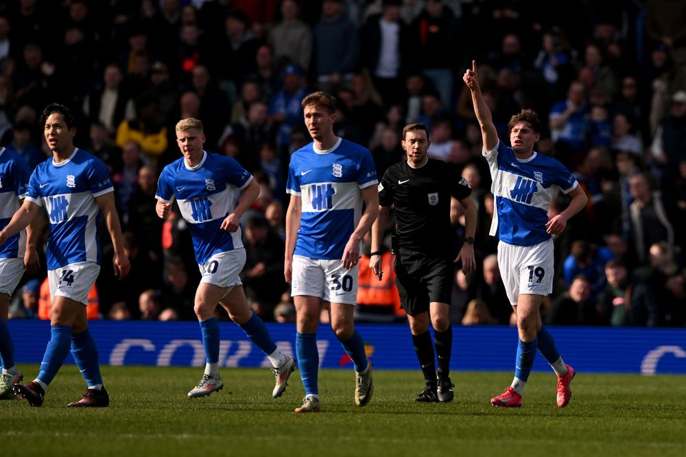 Birmingham City Dominates League One with Strong Defense