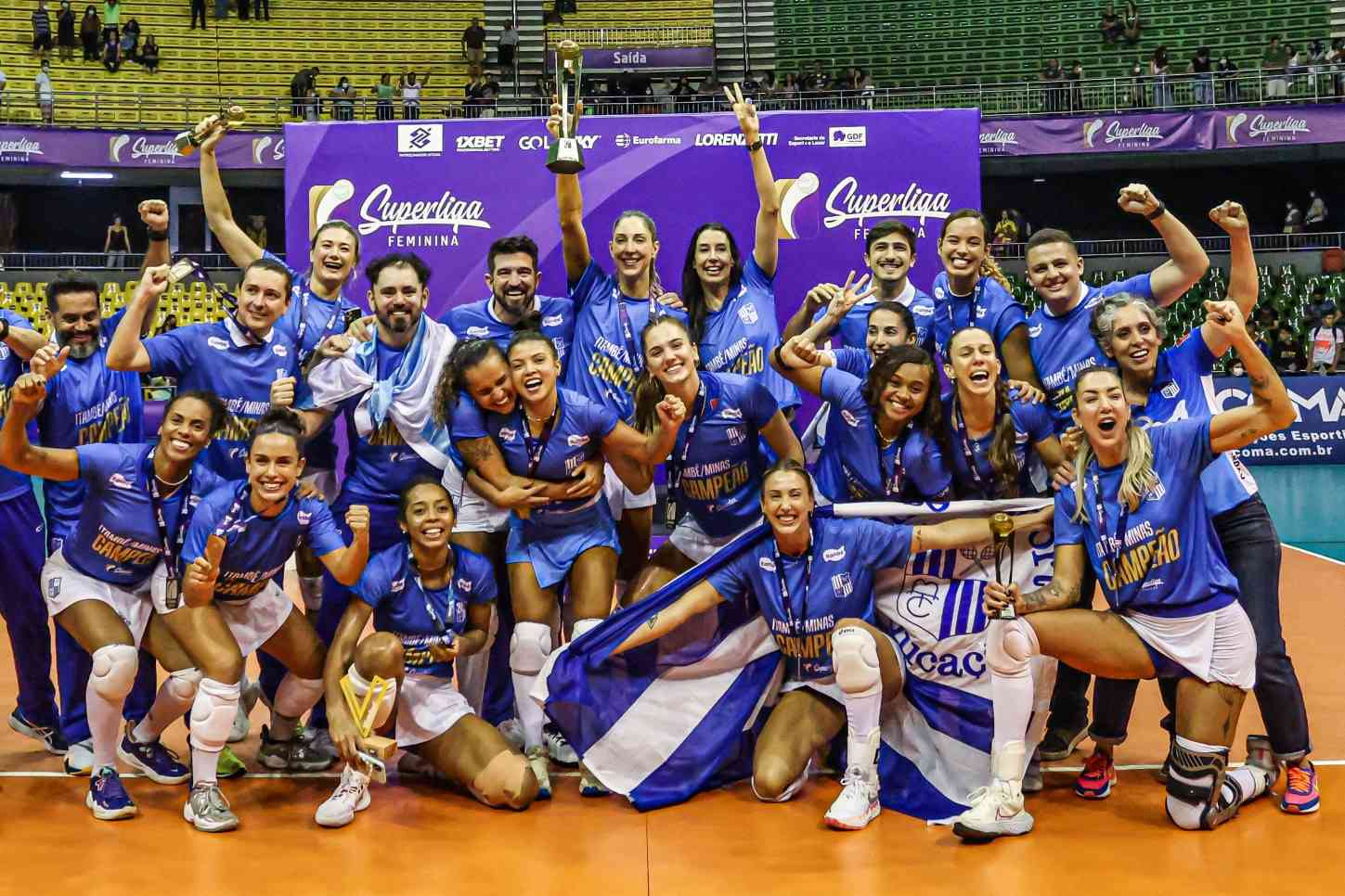 Minas brilha e Osasco surpreende na Superliga Feminina