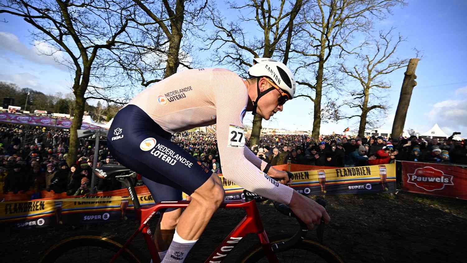 Van der Poel Ready for 2025 Season at Samyn Classic