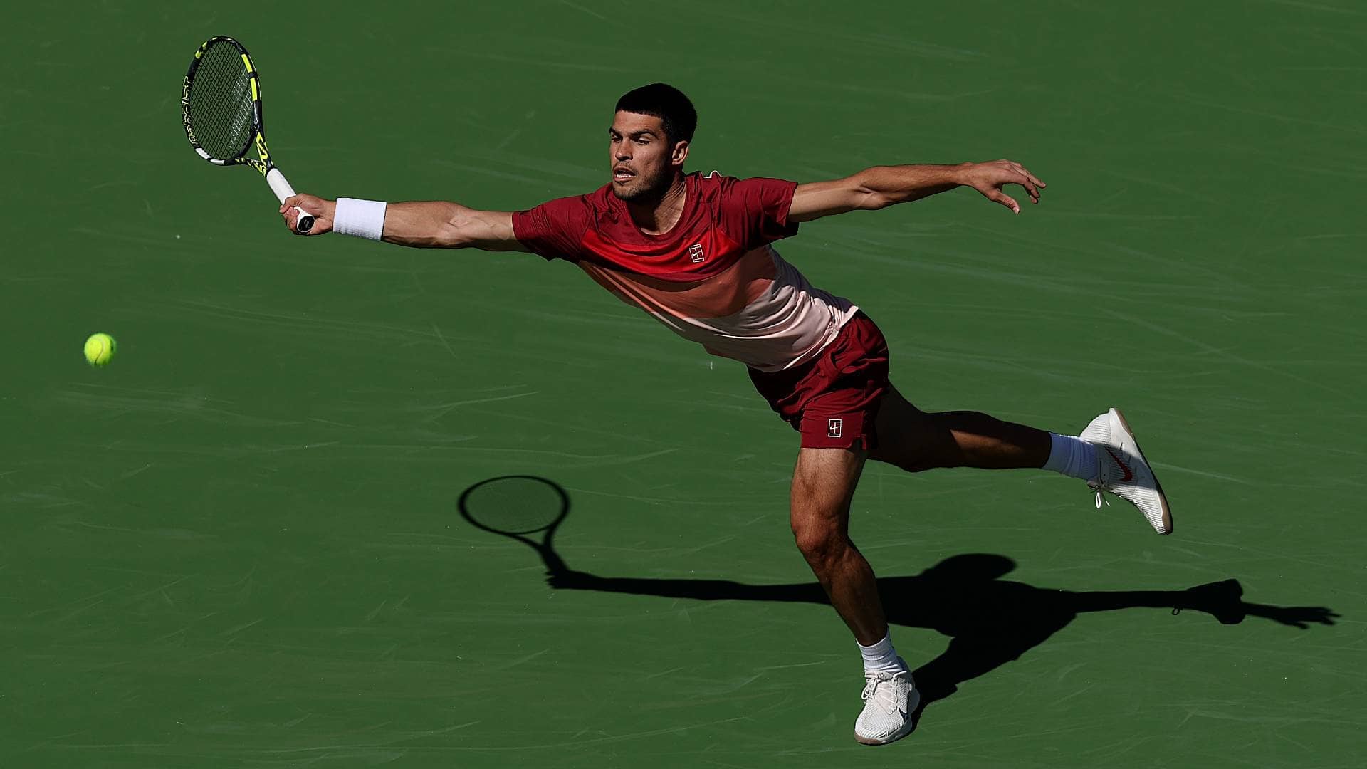 Cerúndolo y Alcaraz brillan en Indian Wells