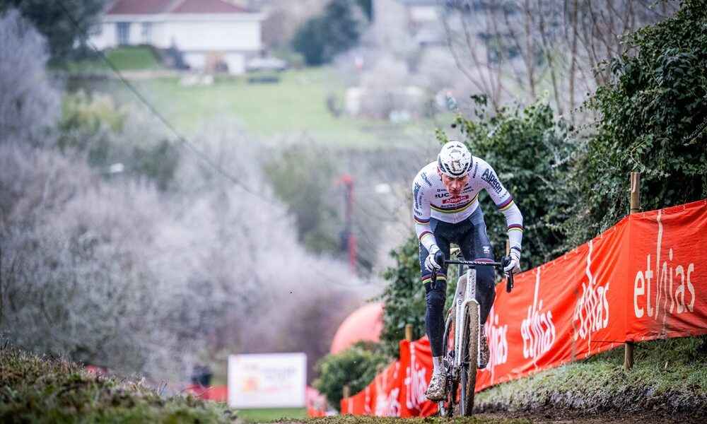 Mattia Agostinacchio Campione del Mondo di Ciclocross