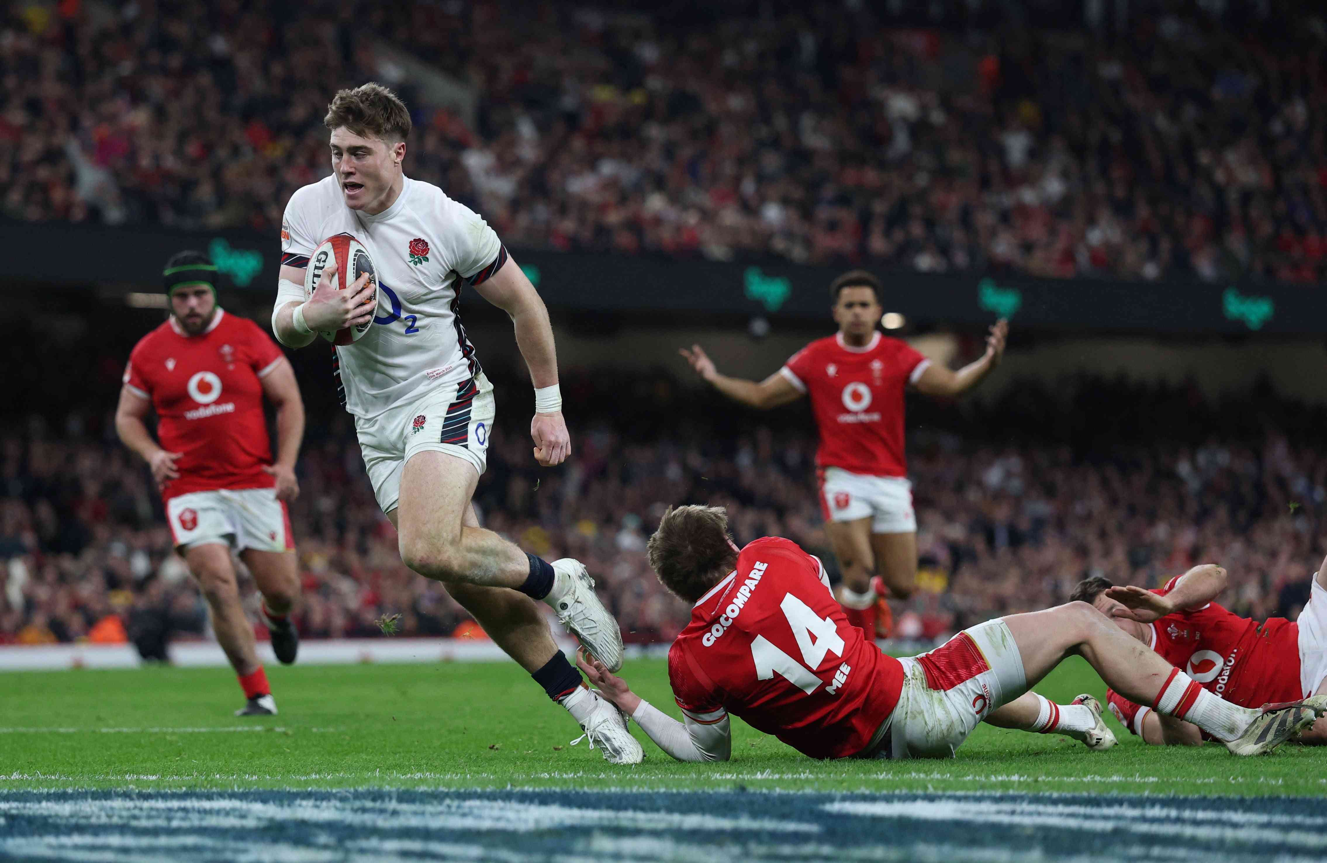 Freeman Shines as England Takes Second in Six Nations