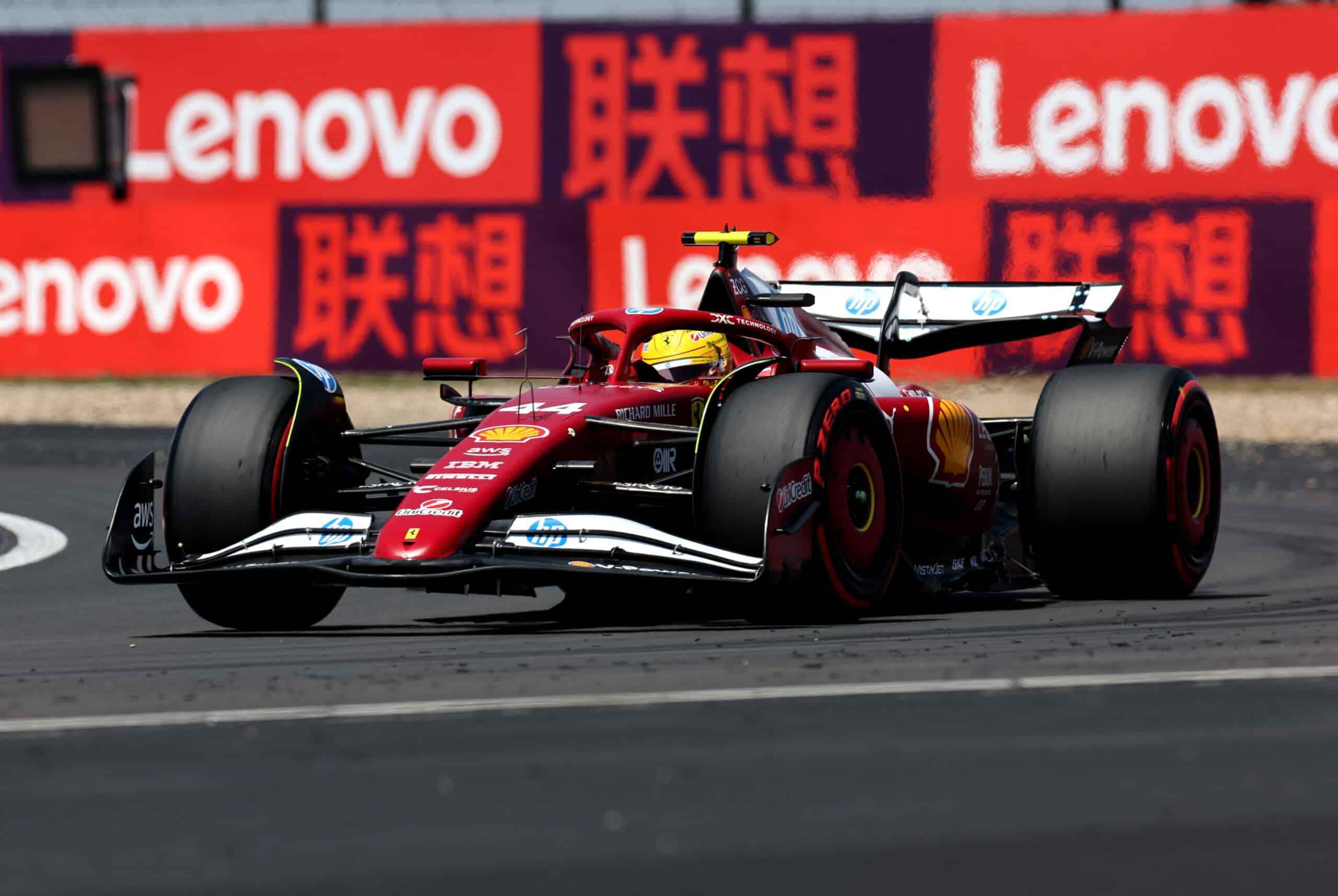 Hamilton Dominates Sprint Race for Ferrari in China