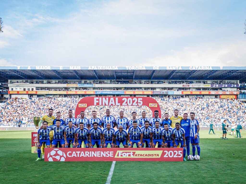 Avaí conquista o Catarinense e Enderson deixa o clube