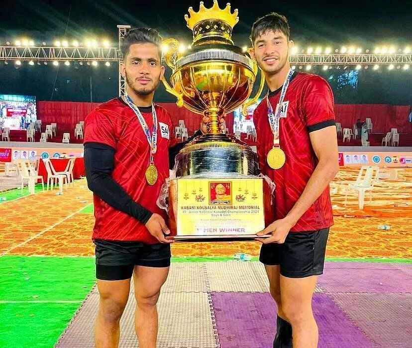 Patna Pirates` Ayan Lohchab Shines in Pro Kabaddi League
