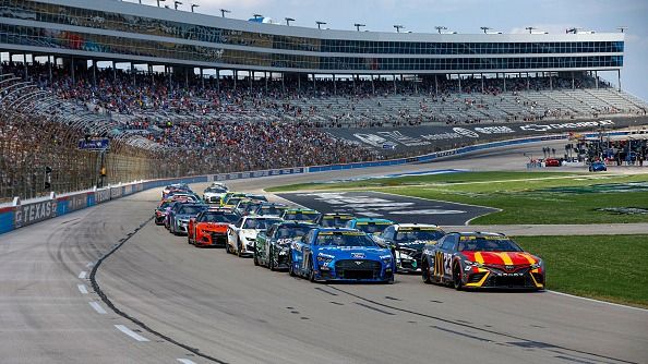 Byron Leads as NASCAR Heads to Texas for Würth 400