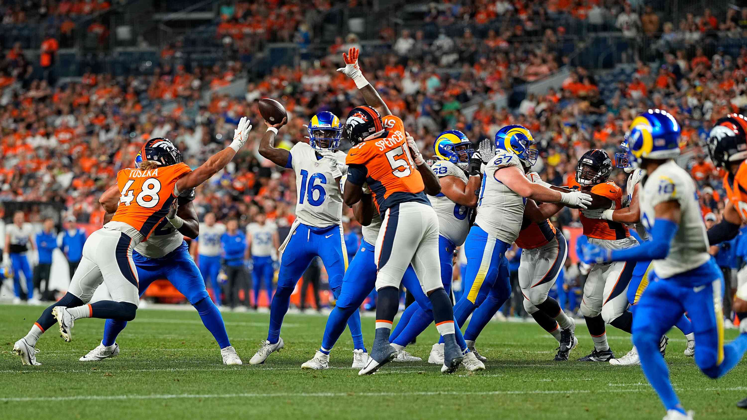 נשיא ה-NFL: קיטל הפך לטייט אנד הכי משולם