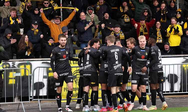 Veikkausliiga: KuPS ja SJK hallitsevat kärkipaikkaa