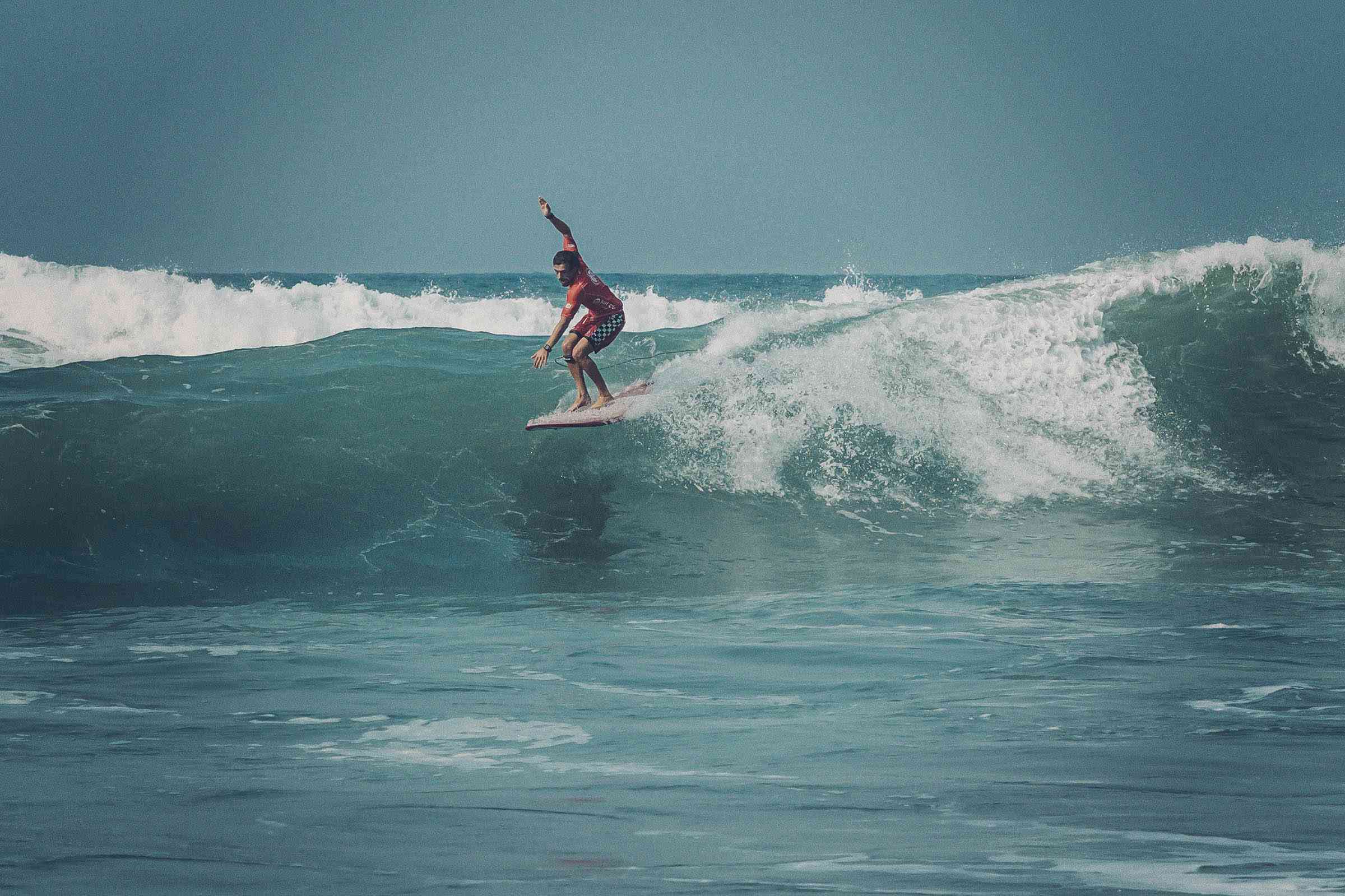 Édouard Delpero, champion du monde de longboard