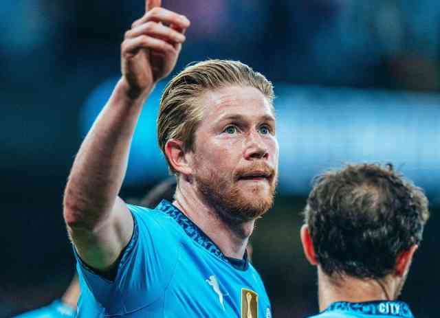Manchester City giành chiến thắng quan trọng trước Wolves