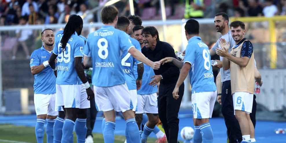 Napoli e Raspadori volano in testa alla Serie A
