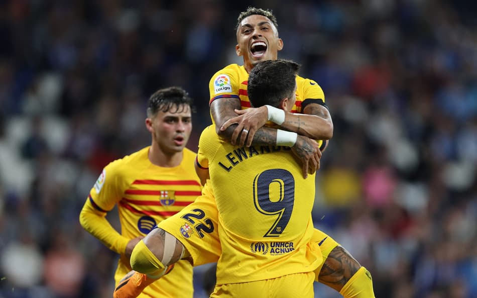 Barcelona brilha na Liga com vitória emocionante
