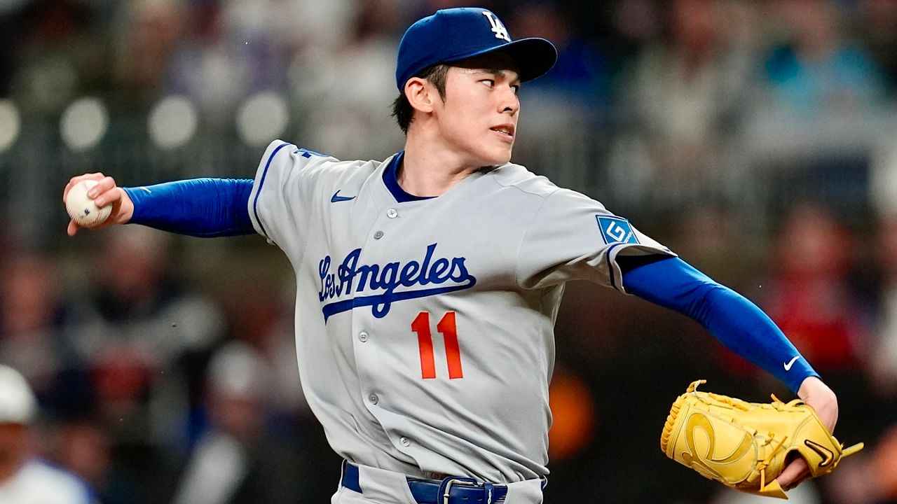 Dodgers Dominate Braves with Sasaki`s First Win