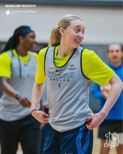 Paige Buekers brille aux camps d`entraînement WNBA