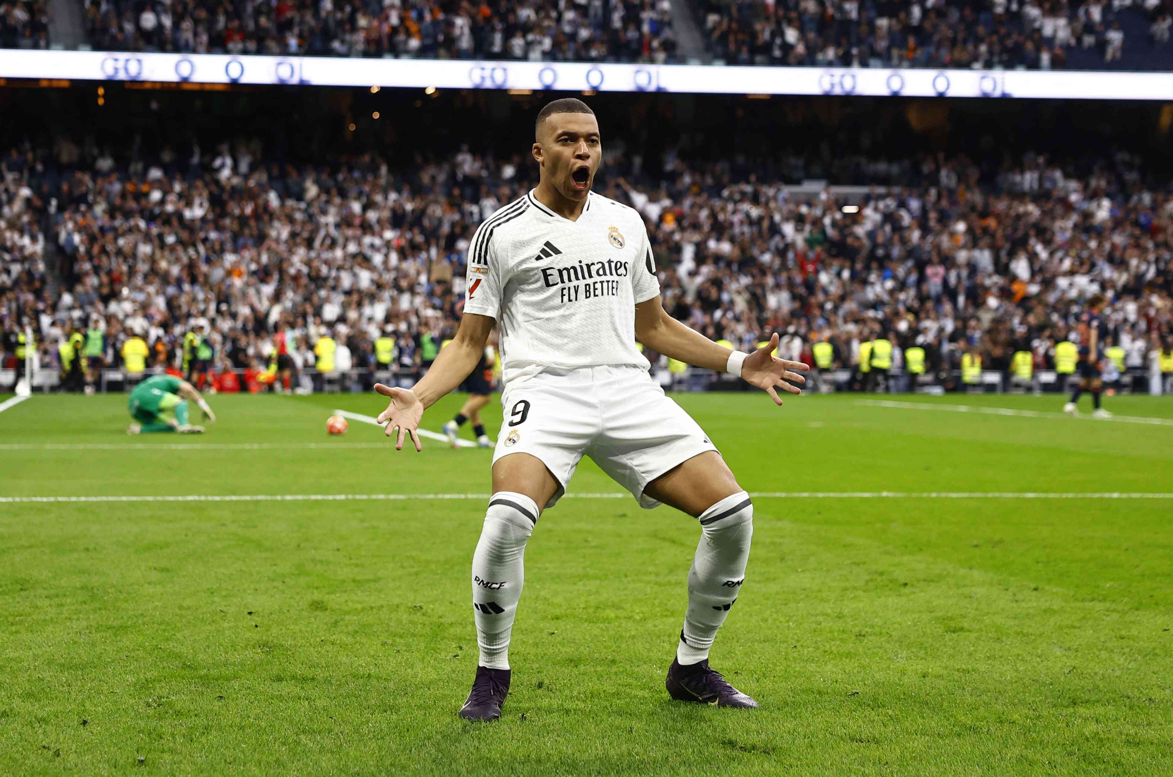 Real Madrid thắng Celta, Mbappé tỏa sáng