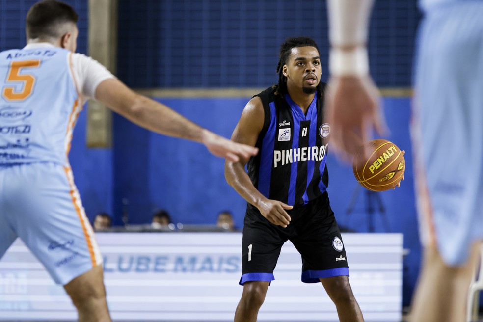 Pinheiros avança e Unifacisa encerra temporada no NBB