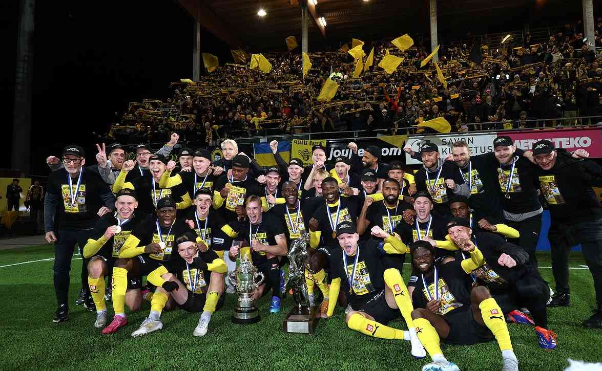 KuPS hallitsee Veikkausliigaa 16 pisteen erolla