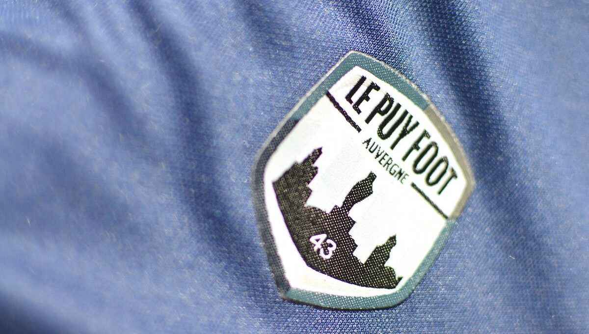 Le Puy Foot 43 triomphe et monte en National !