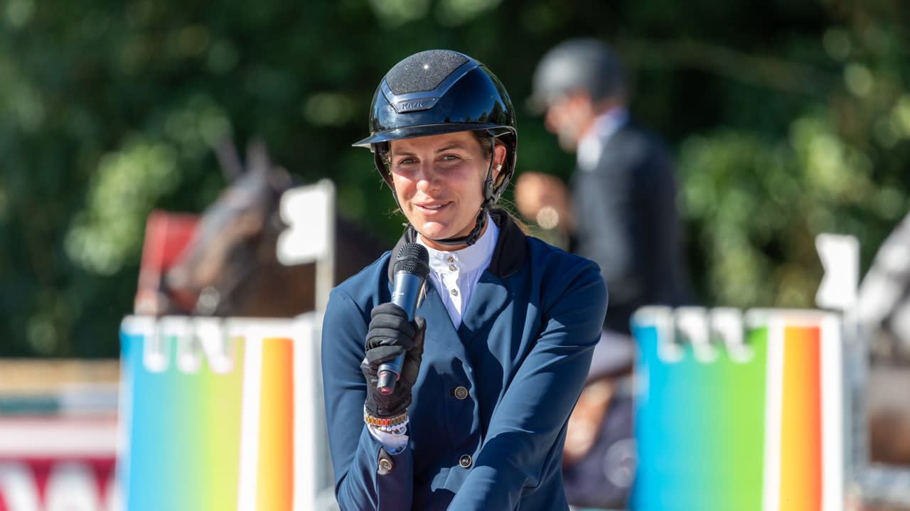 Lalie Saclier brille au concours hippique de la Motte