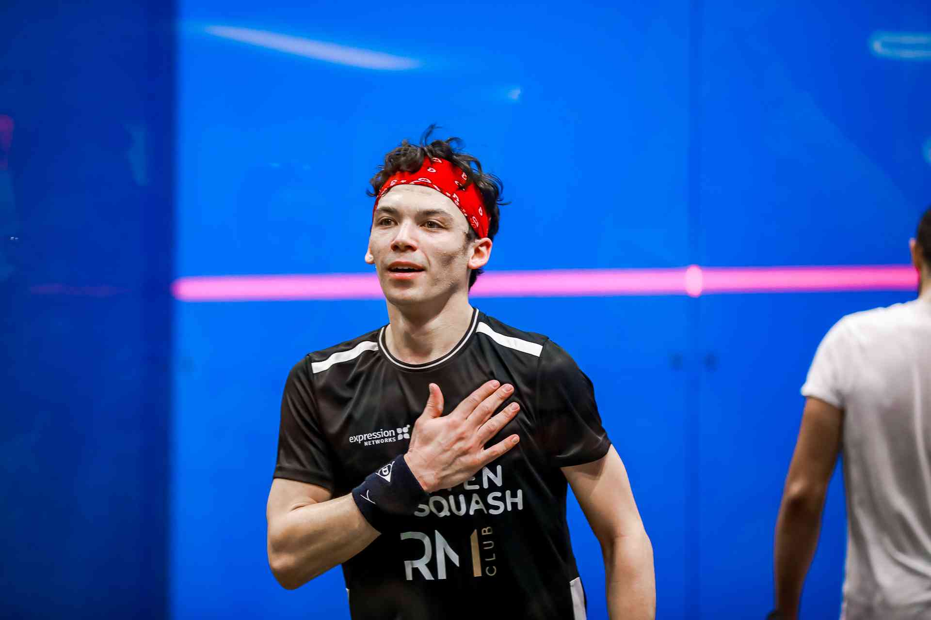 Victor Crouin brille aux Championnats du monde de squash