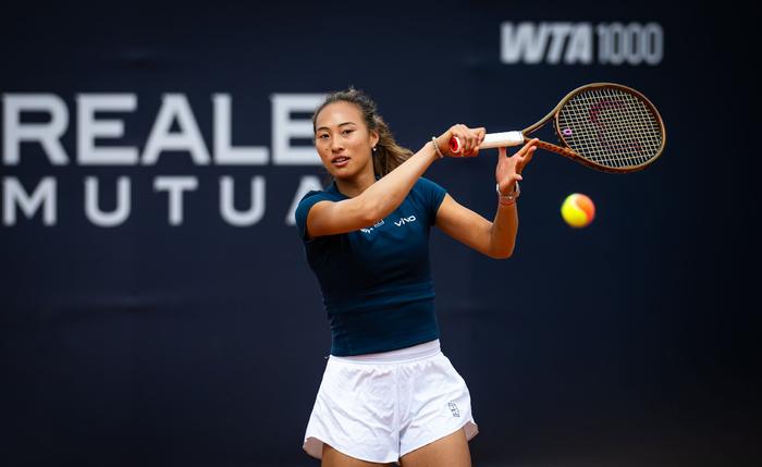 郑钦文强势晋级WTA1000罗马站首轮
