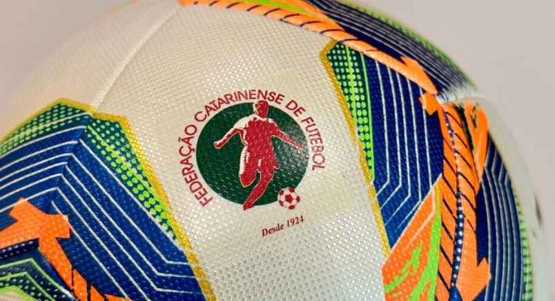 Figueirense brilha e lidera o Catarinense!