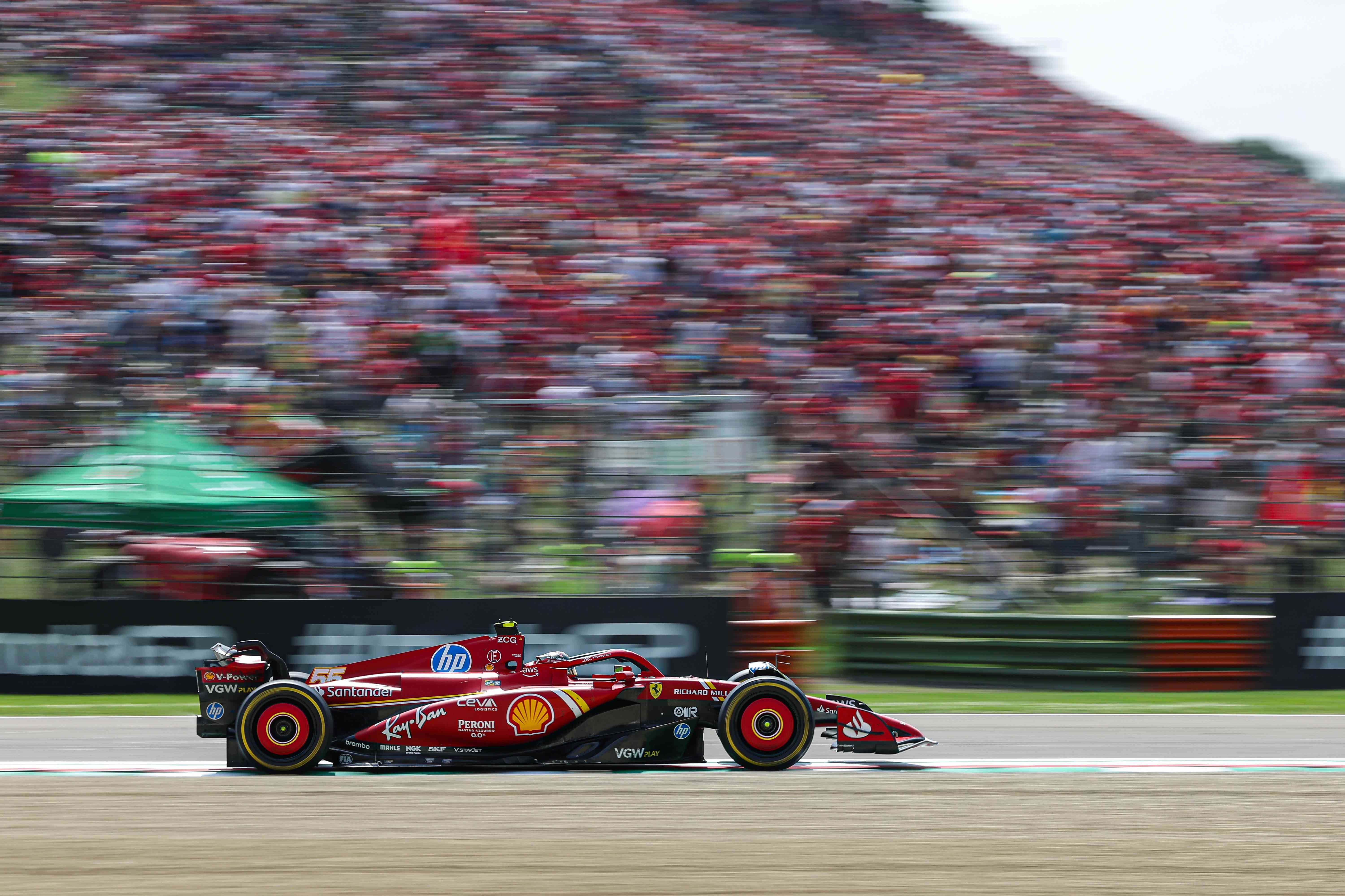Sainz brilla en el Gran Premio de Emilia-Romagna