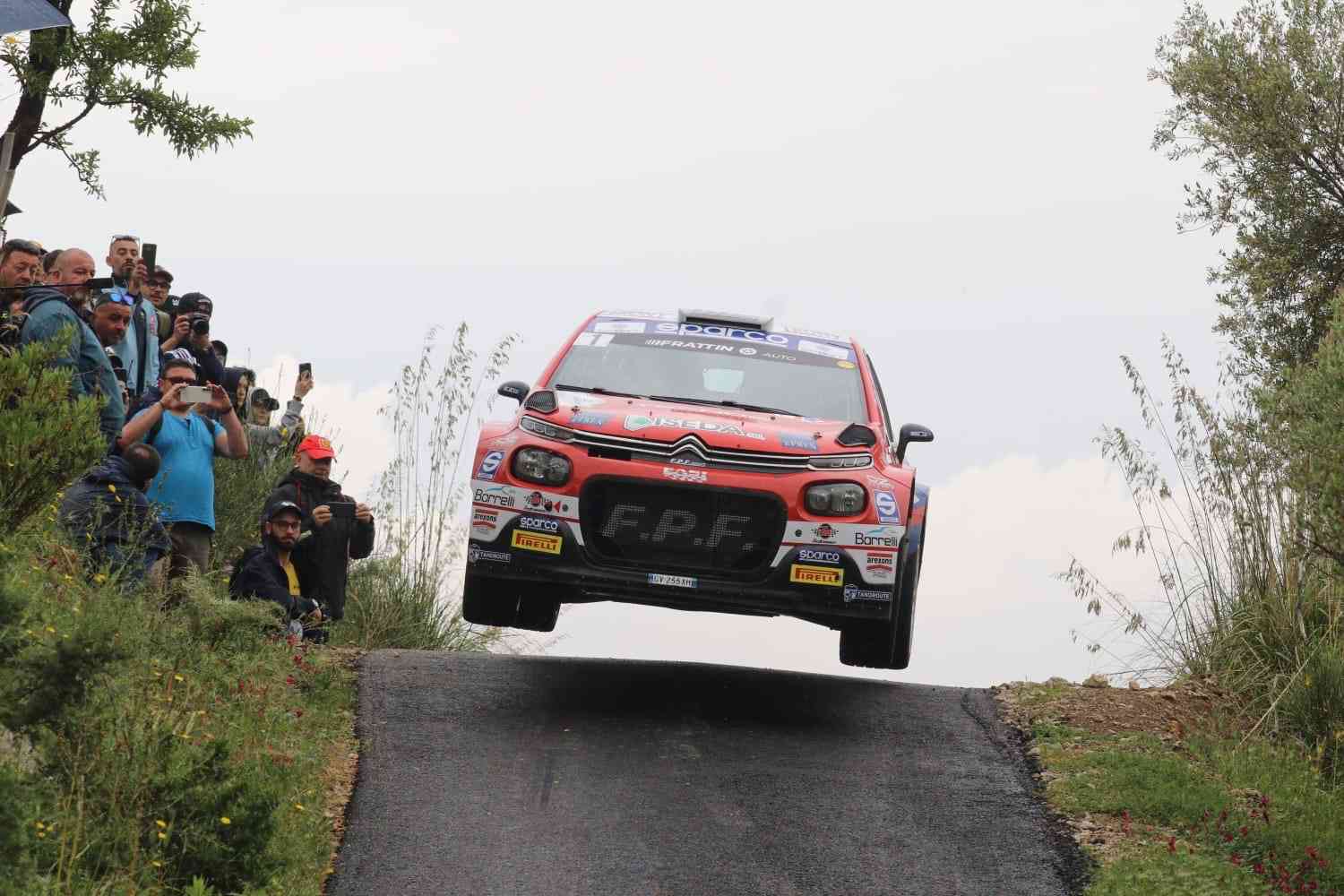 Crugnola trionfa alla Targa Florio 2025 sotto la pioggia