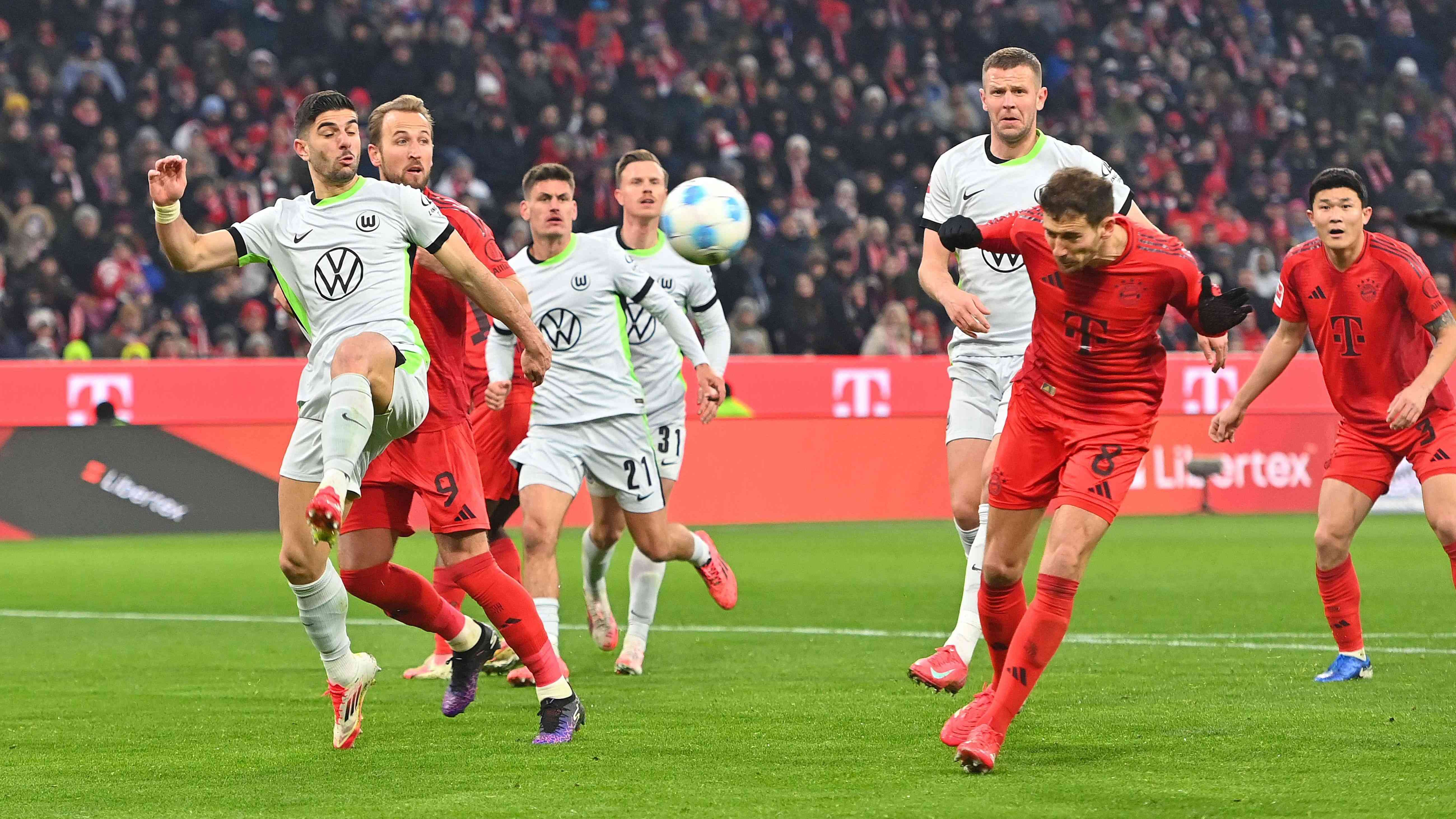 Wolfsburg triumphiert, Bayern bleibt stark in der Bundesliga